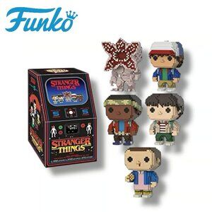 Stranger Things 8 BIT Funko pop set with CHASE Funko NEW